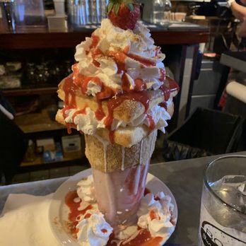 Boston Burger - Strawberry Shortcake shake - Burgers Near Me - Boston, Massachusetts