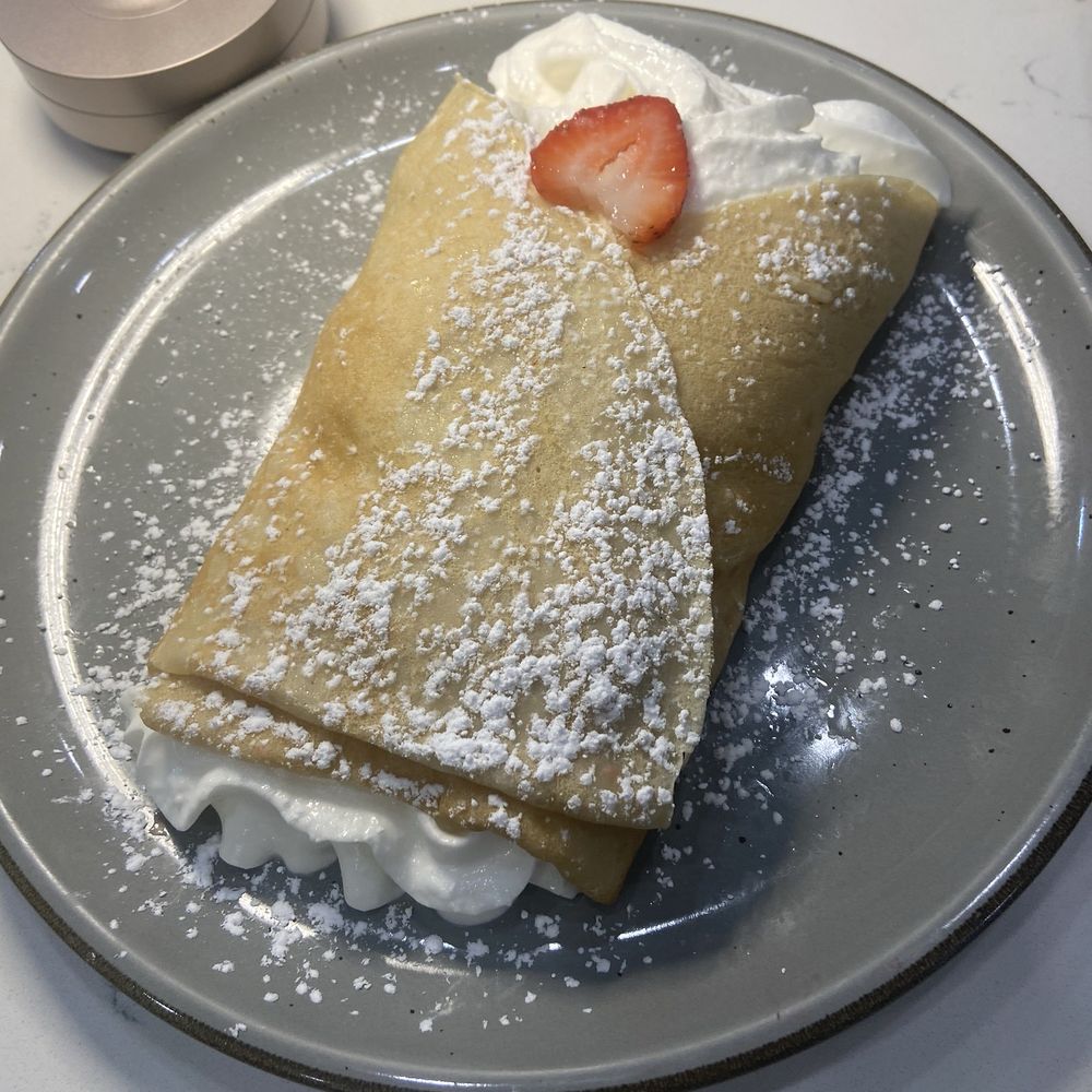 Sleek Creperie And Cafe - Strawberry Crepe - Chocolatiers & Shops Near Me - Houston, Texas Sleek Creperie And Cafe - Strawberry Crepe - Chocolatiers & Shops Near Me - Houston, Texas