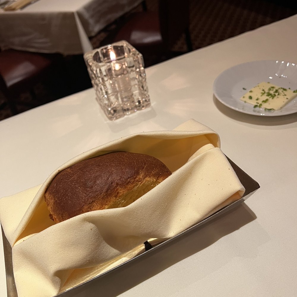 Henry's Steakhouse - Bread&butter - Steakhouses Near Me - Placerville, California