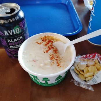 Ecola Seafoods - Bowl of chowder & Blackberry cider - Seafood Near Me - Cannon Beach, Oregon