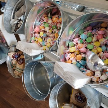 Harbor House Sweets - Desserts Near Me - Washburn, Wisconsin Harbor House Sweets - Desserts Near Me - Washburn, Wisconsin
