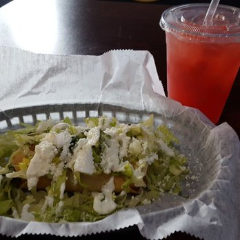 Macho Taco - Chicken taquitos - Tacos Near Me - Agawam, Massachusetts Macho Taco - Chicken taquitos - Tacos Near Me - Agawam, Massachusetts