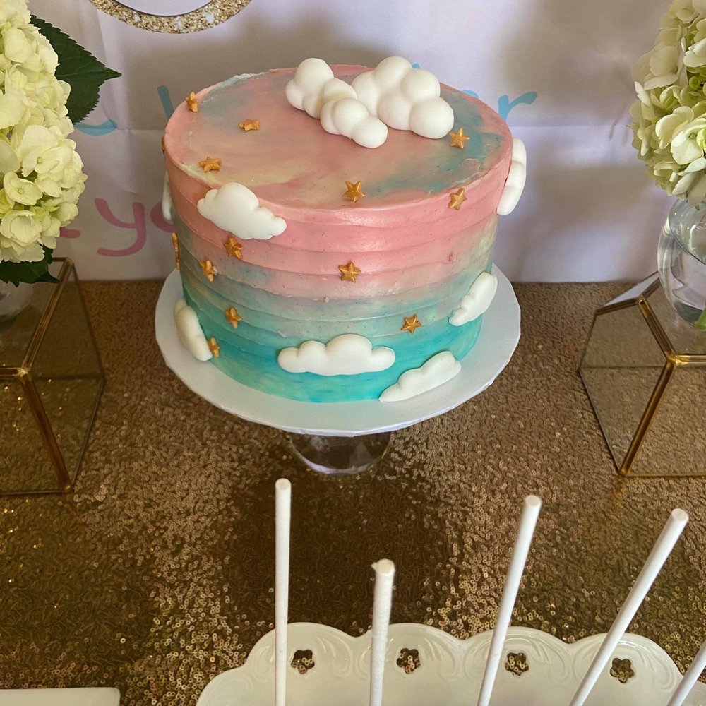 Bake Station by Alinne - Custom Cakes Near Me - Orlando, Florida Bake Station by Alinne - Custom Cakes Near Me - Orlando, Florida