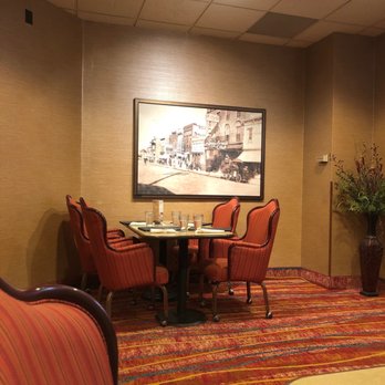 The Grille - Private dining room - American Near Me