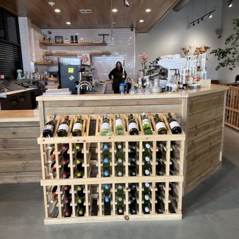 Chill Coffee and Wine Bar - Wine bar - Coffee & Tea Near Me - Arlington, Texas