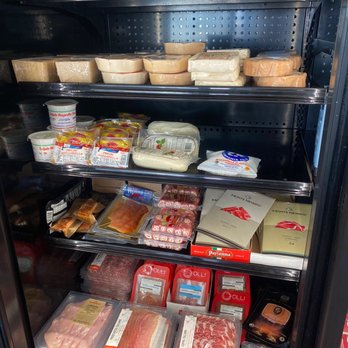 Windmill Market - a display of meat and cheeses - Fruits & Veggies Near Me - Salinas, California