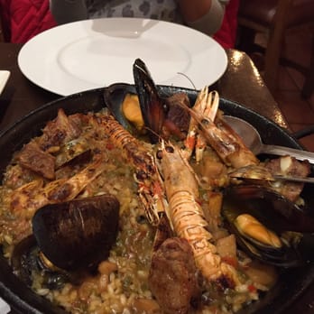 Miño - Mixed paella - Seafood Near Me - Barcelona, B