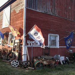 Red Barn Vintage Market - Exterior of Shop