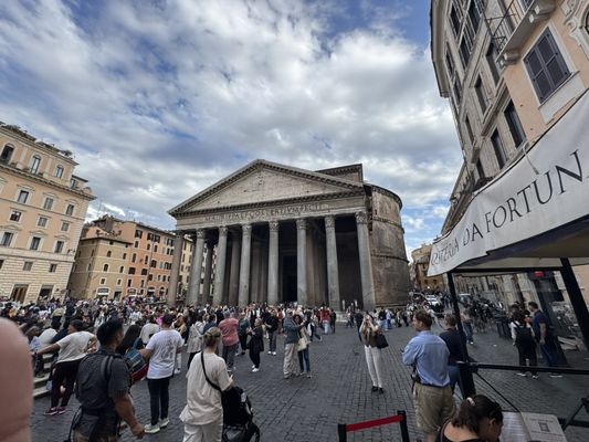 Pantheon by null