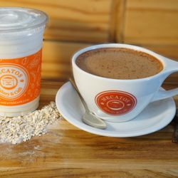Mecatos Bakery & Café