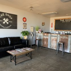 The shop - Waiting room