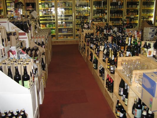 Monument Wine & Spirits by null