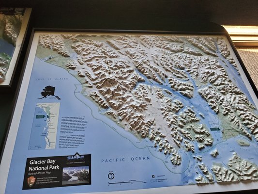 Glacier Bay Lodge & Tours by null