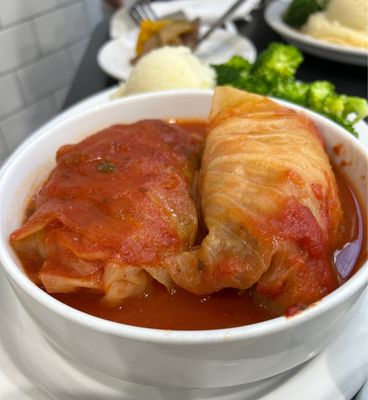 Val's Delicatessen by null