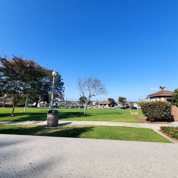 Magee Park - Parks Near Me - Carlsbad, California