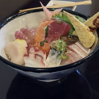 Sushiya Japan - Chirashi - Japanese Near Me - Charlotte, North Carolina