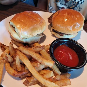Thirsty Lion - Kids sliders - American Near Me - The Colony, Texas Thirsty Lion - Kids sliders - American Near Me - The Colony, Texas