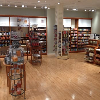 YANKEE CANDLE COMPANY - Candle Stores Near Me - Rochester, New York YANKEE CANDLE COMPANY - Candle Stores Near Me - Rochester, New York