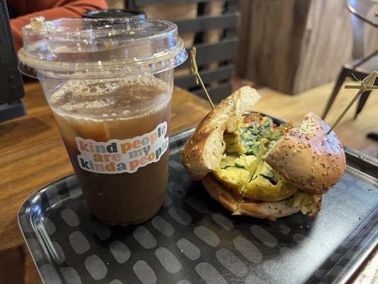 Avenues Café by null