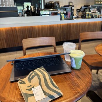 Starbucks - Inside - Coffee & Tea Near Me - Apopka, Florida Starbucks - Inside - Coffee & Tea Near Me - Apopka, Florida