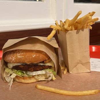 Coastline Burgers - Avocado Burger with black bean patty - Burgers Near Me - Redmond, Washington