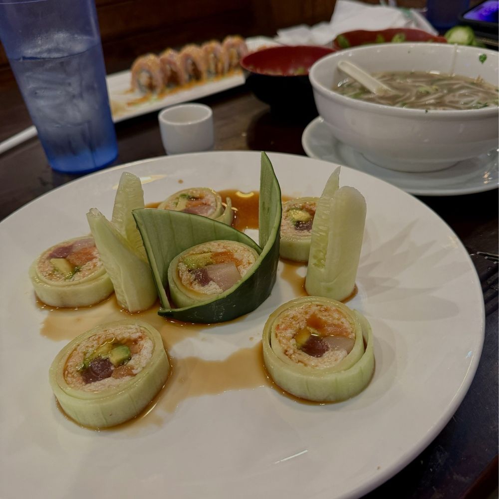 Non rice sushi roll. Non rice sushi roll.