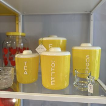 Modfruit - Used, Vintage & Consignment Near Me - Carmel, California