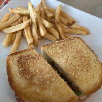 Keltic Table & Tap - Ultimate grilled cheese - Sports Bars Near Me - Enfield, Connecticut Keltic Table & Tap - Ultimate grilled cheese - Sports Bars Near Me - Enfield, Connecticut