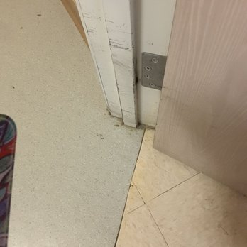 Mountain View Care Center - My bathroom - Medical Centers Near Me - Tucson, Arizona