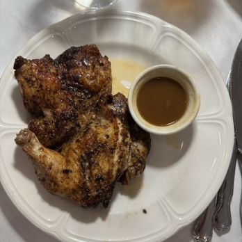 1852 Grill Room - Chicken Under a Brick - American Near Me - Mackinac Island, Michigan 1852 Grill Room - Chicken Under a Brick - American Near Me - Mackinac Island, Michigan