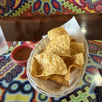Mario's De La Mesa Restaurant - Chips and salsa - Mexican Near Me - La Mesa, California