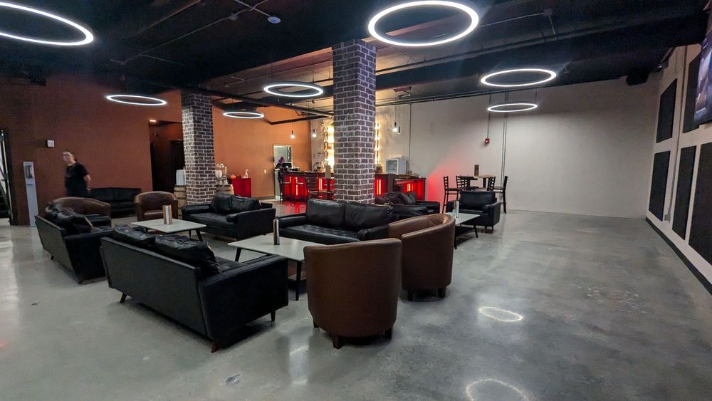 Third Rail Distillery Logo