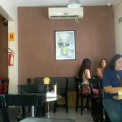 Café Vitrola - Cartola sempre a nos olhar.