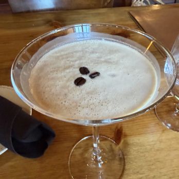 Highlands Ranch Restaurant - Cold Brew - Bars Near Me - Mill Creek, California Highlands Ranch Restaurant - Cold Brew - Bars Near Me - Mill Creek, California