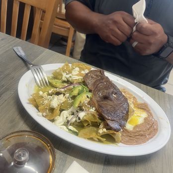 Enchiladas Michoacanas La Ruana - Chilaquiles con Bistec - Mexican Near Me - Bellflower, California