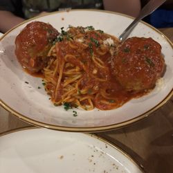 Spaghetti & meatballs