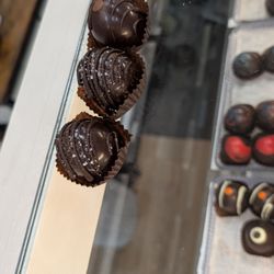Lee's Candy Kitchen