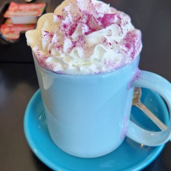 The Hangout - Ube latte with almond milk - Breakfast & Brunch Near Me - Walnut Creek, California