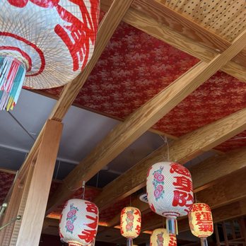 Yaowarat - Fun decor - Thai Near Me - Portland, Oregon Yaowarat - Fun decor - Thai Near Me - Portland, Oregon