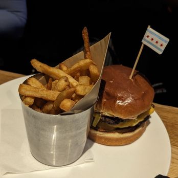 The Marq - Marq burger - New American Near Me - Chicago, Illinois