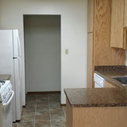 Colonial Gardens Apartments