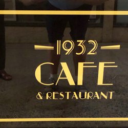 Just the sign on the window.  Again, classic elegance for an upscale breakfast.