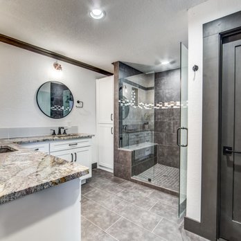 Dewey Place - Vacation Rentals Near Me - San Antonio, Texas