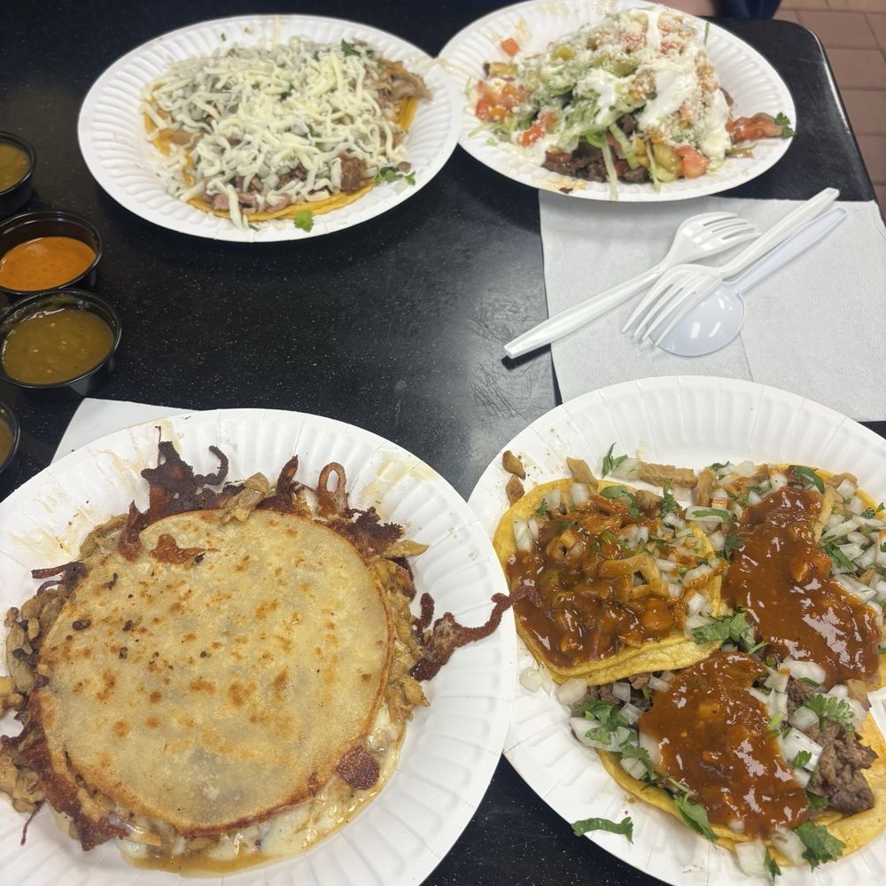 Mulita, pollo and asada tacos