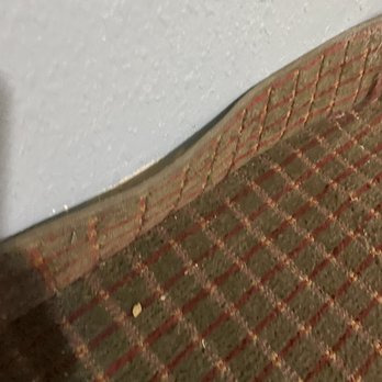 Quality Inn - Capet ripped, falling off wall. Quality Inn Dunn, North Carolina - Hotels Near Me - Dunn, North Carolina