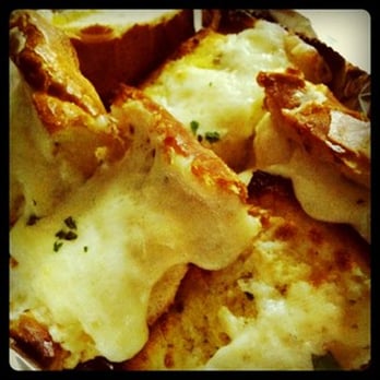 Babbo Italian Eatery - Garlic Cheese Crostini - Pizza Near Me - Phoenix, Arizona