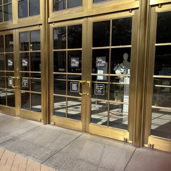 Saks Fifth Avenue - Accessories Near Me - Phoenix, Arizona