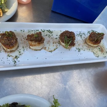 Harpoon Eddie's - Scallops - American Near Me - Sylvan Beach, New York