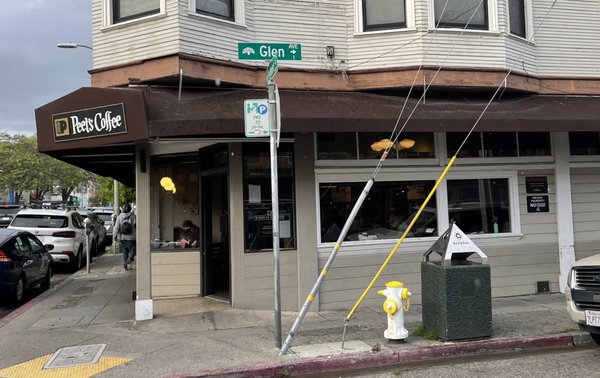 Peet's Coffee by null