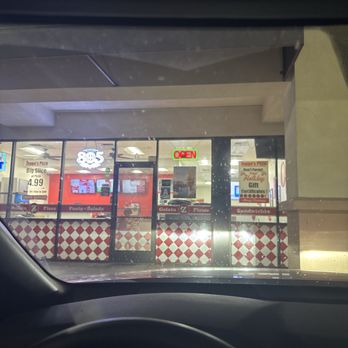 Zeppo's Pizza - Pizza Near Me - Bakersfield, California